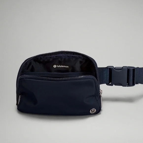 🍋Lululemon Everywhere Belt Bag, NWT - Picture 6 of 11